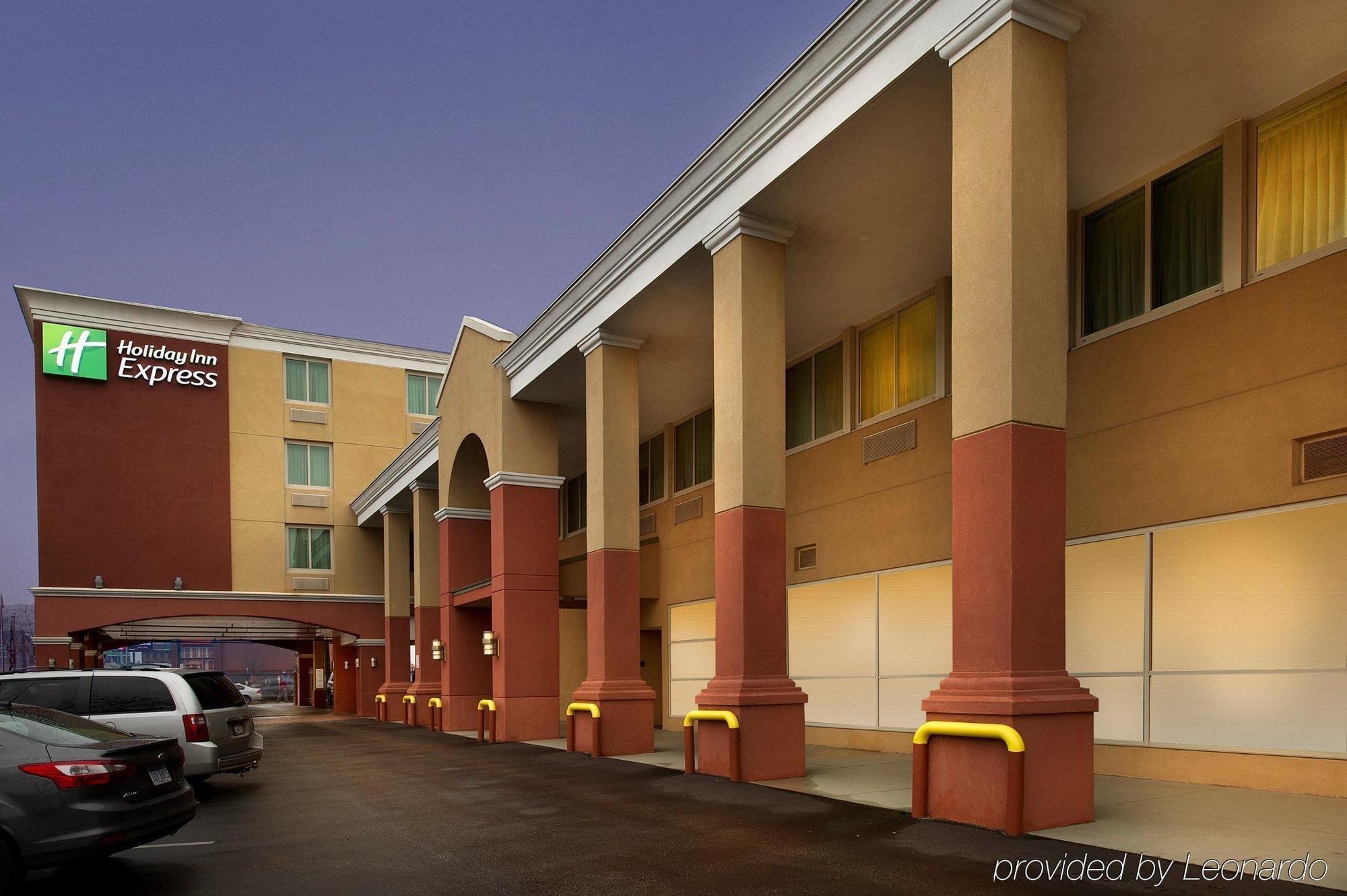 Holiday Inn Express Baltimore At The Stadiums, An Ihg Hotel Bagian luar foto