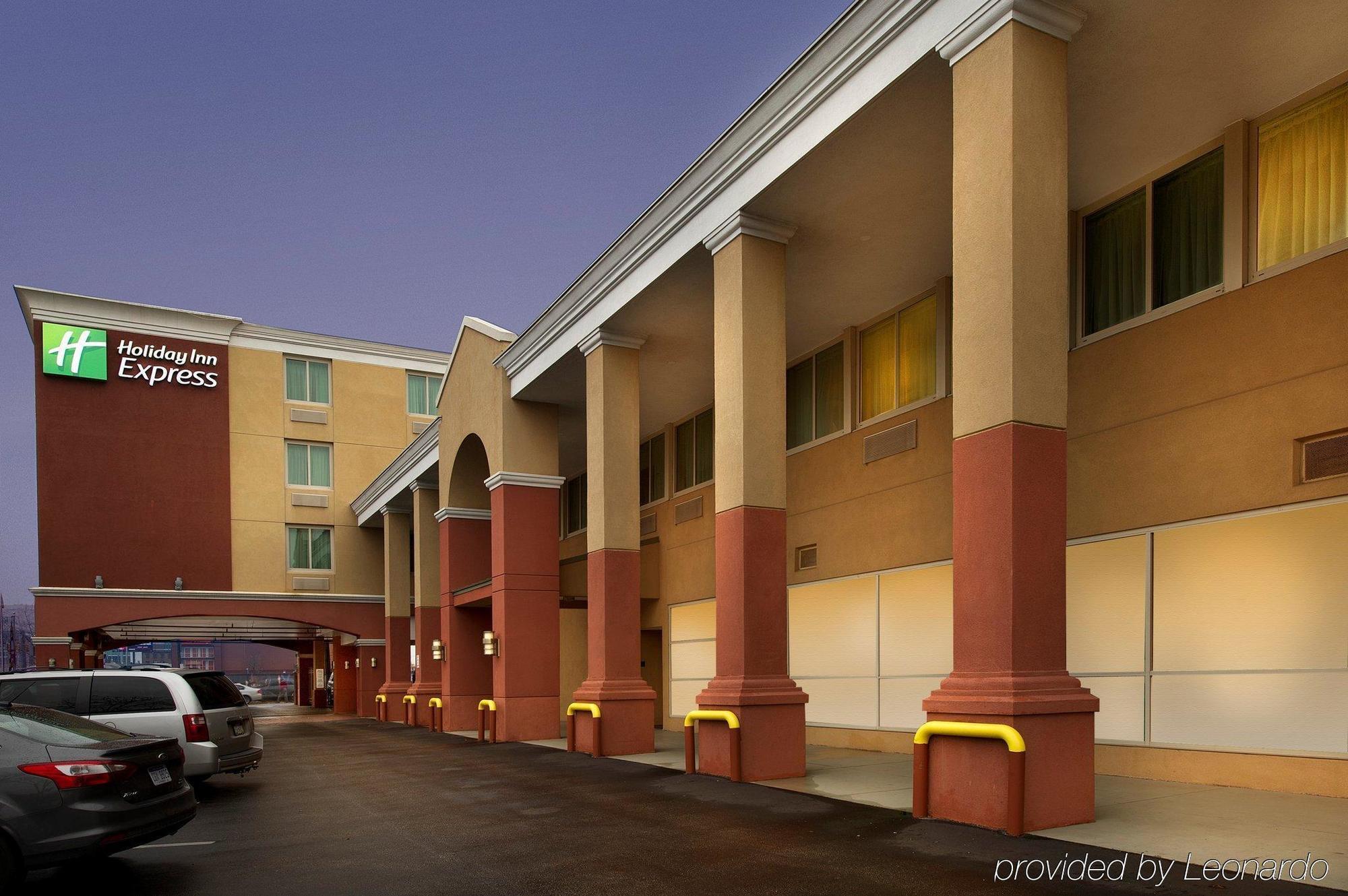 Holiday Inn Express Baltimore At The Stadiums By Ihg Bagian luar foto
